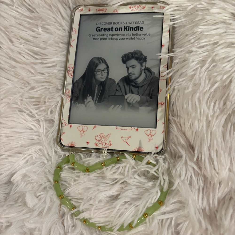 Amazon Kindle Paperwhite 6” E-Reader – Excellent Condition + Case